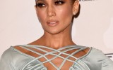 Jennifer Lopez, incanta gli American Music Awards